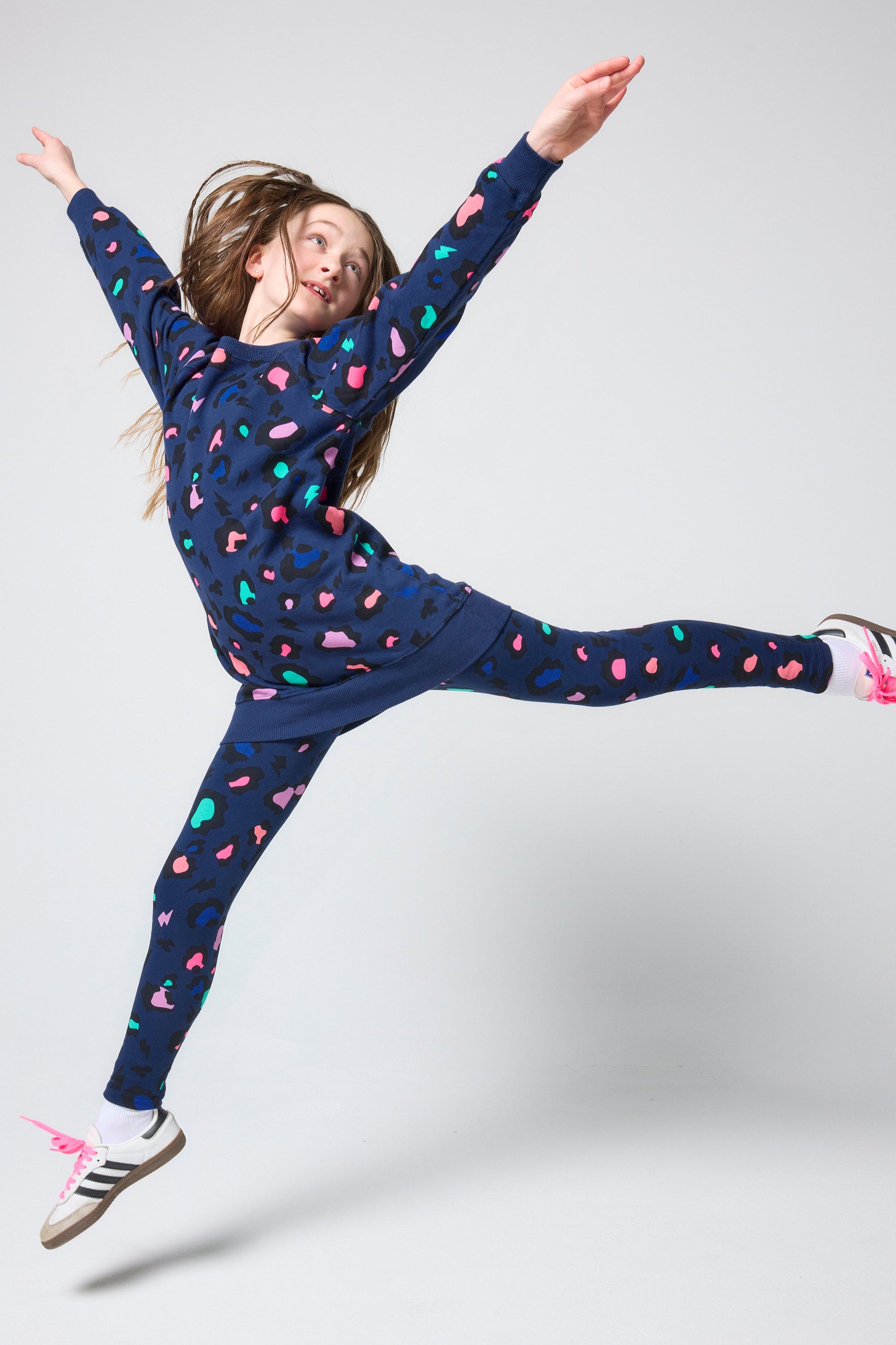 Kids Navy with Rainbow Snow Leopard Leggings